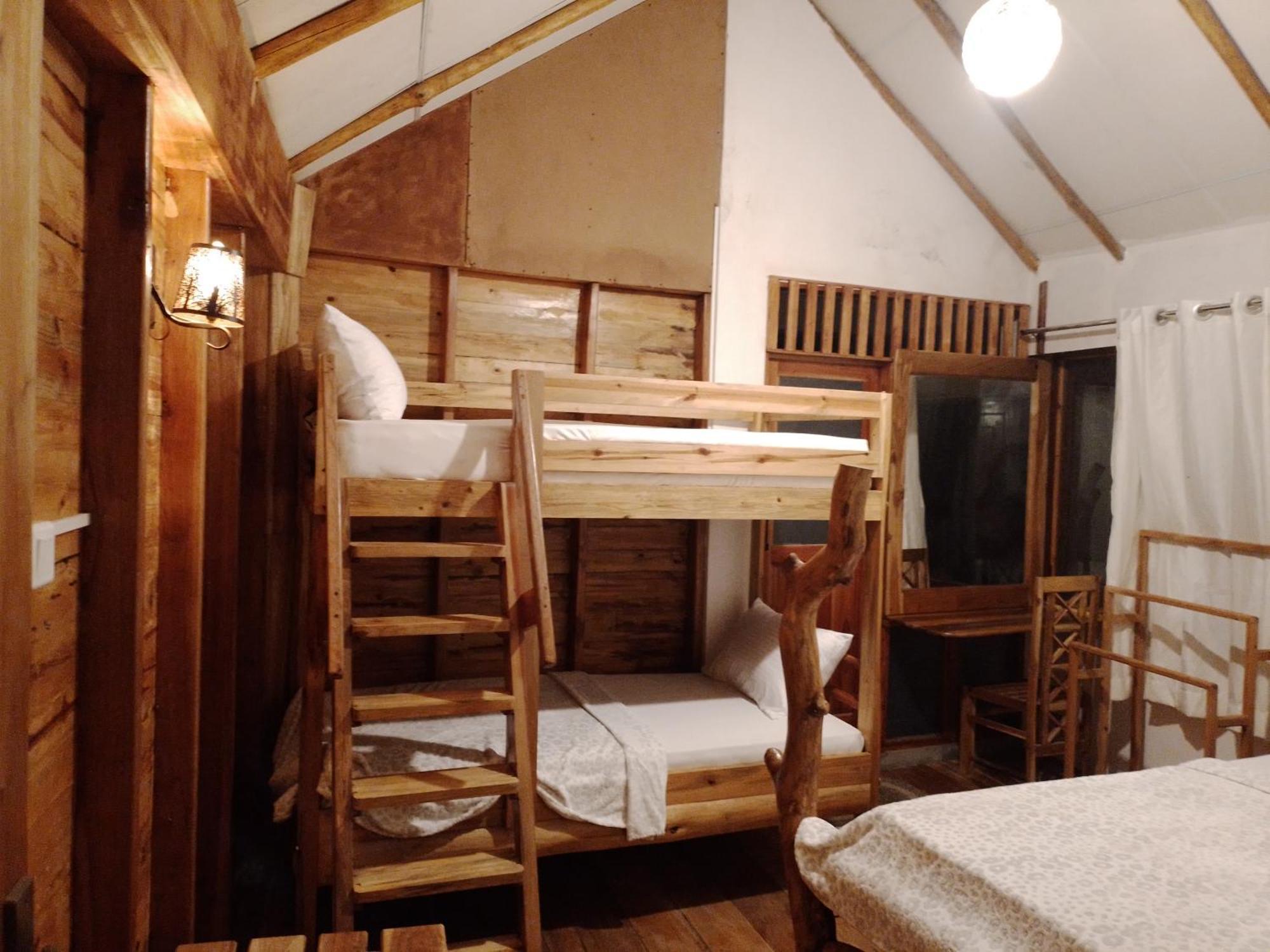 Lamiaceae Wood Cabin Ella Extérieur photo