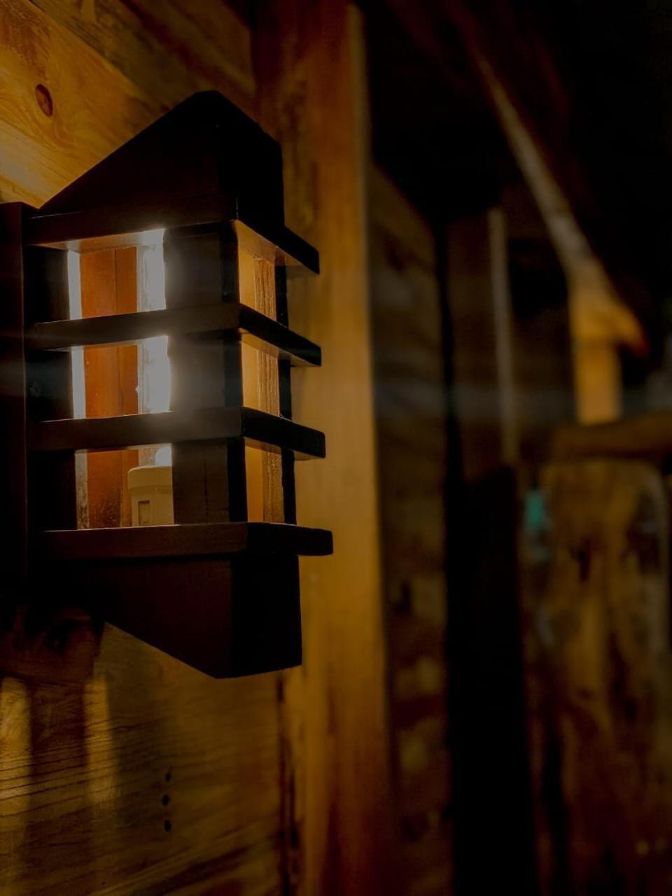 Lamiaceae Wood Cabin Ella Extérieur photo