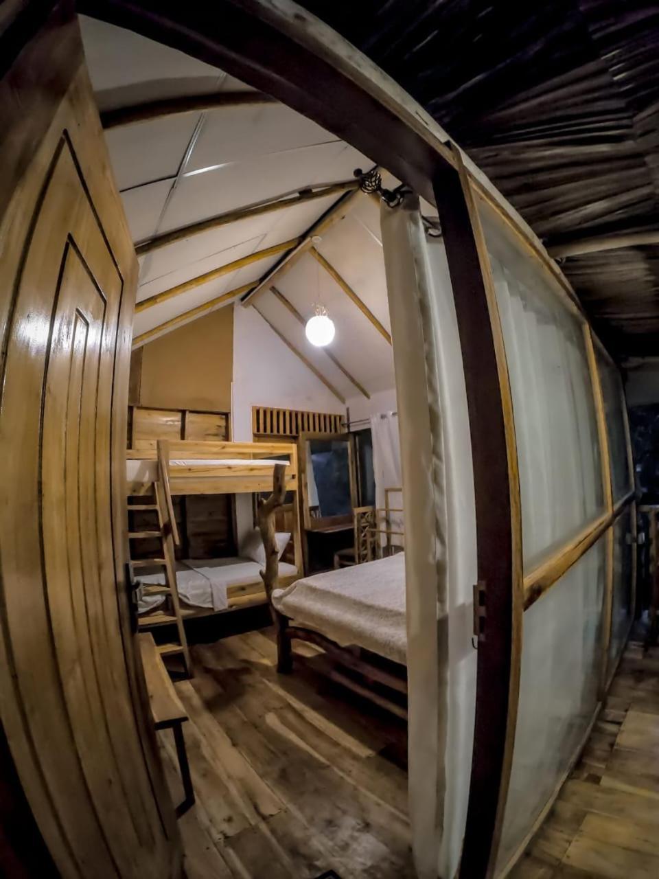 Lamiaceae Wood Cabin Ella Extérieur photo
